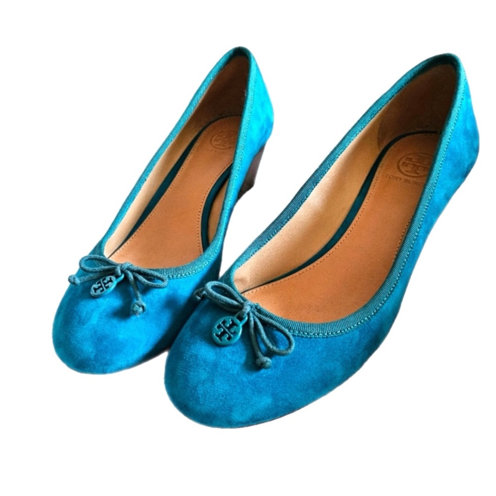EUC Tory Burch Peacock Teal Suede Wedges in Excellent Used Condition Size 8 - Picture 2 of 8